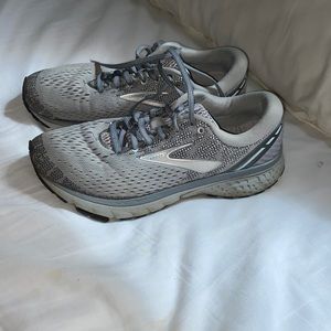 Grey brooks ghost 11